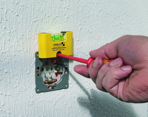 Уровень карманный Pocket Electric,7 см, для электрика (1 глазок,точн,1мм/м) ф-мы "STABILA"