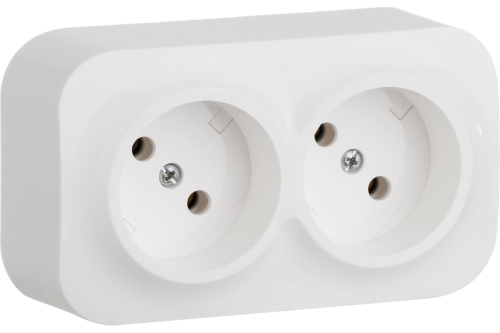 Розетка 2-местная для открытой установки без з/к без з/ш с предварительным подкл 16A белый QUTEO