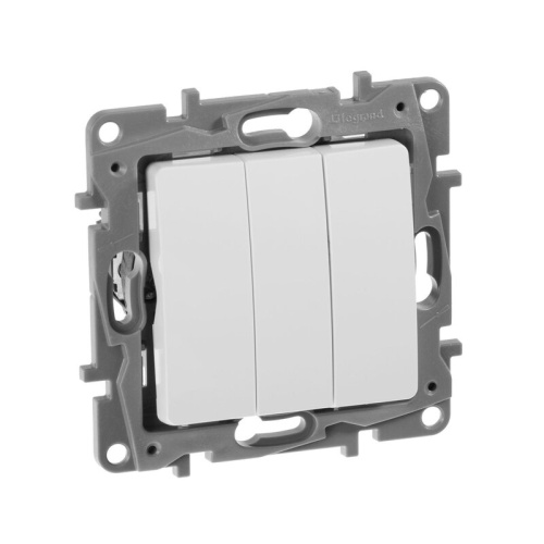 Выключатель 3-клавишный 10АХ, авт. Белый Legrand Etika