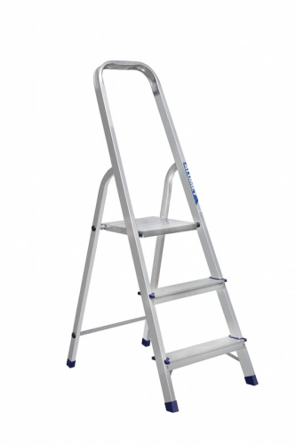 Лестница-стремянка алюминиевая матовая 3-и ступенчатая