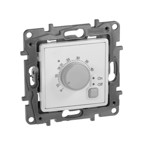 Термостат электронный с индикацией 16А 230В белый ETIKA