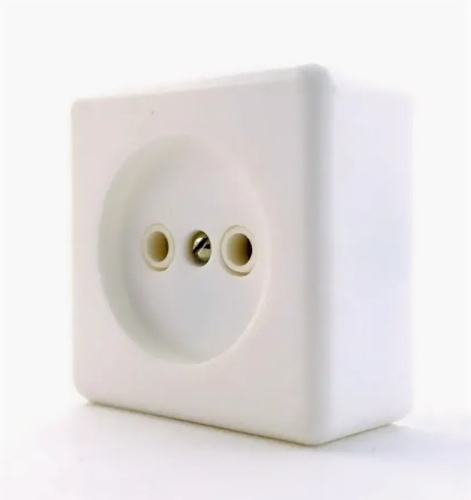 Розетка о/у РА16-016