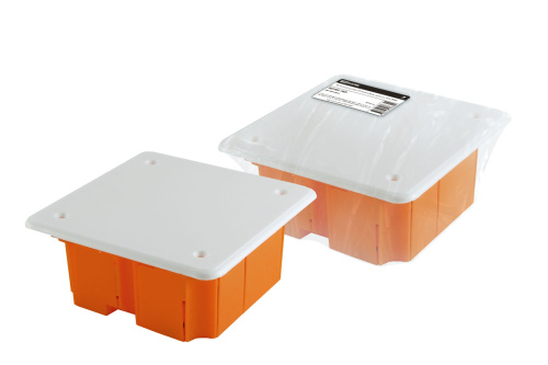 РАСПАЯЧНАЯ КОРОБКА СП 92Х92Х40ММ, КРЫШКА, IP20, ИНД. ШТРИХКОД, TDM