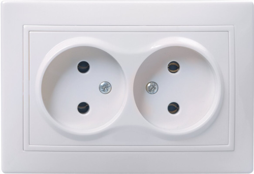 Розетка 2-местная без заземления без защитных шторок 10А кер РС12-2-КБ белый KVARTA GENERICA