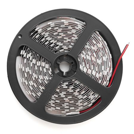 Светодиодная лента 5м SMD5050 60 диодов на 1м IP68 12V (белый) 14,4 Вт